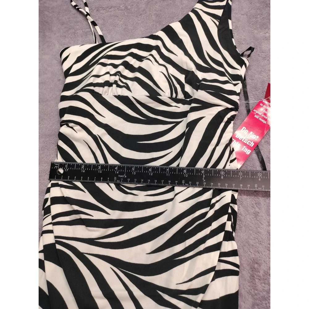 Zebra dress Med bodycon ruched sides party dance clubwear sassy fun cruise